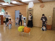 プレ保育「ねぎしっ子」第9回の様子です。すずらんぐみ