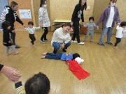 プレ保育「ねぎしっ子クラブ」第11回の様子です。すずらんぐみ