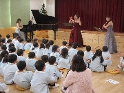 今日の保育室　12月11日　ゼルコバ音楽会